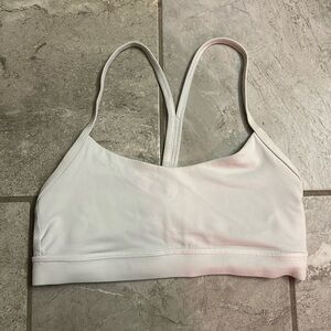 Lululemon Flow Y Bra. Size 6